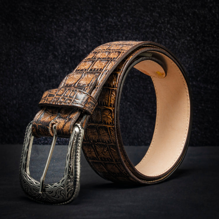 <tc>Cinturón grabado especie cocodrilo argentino color orix</tc>
