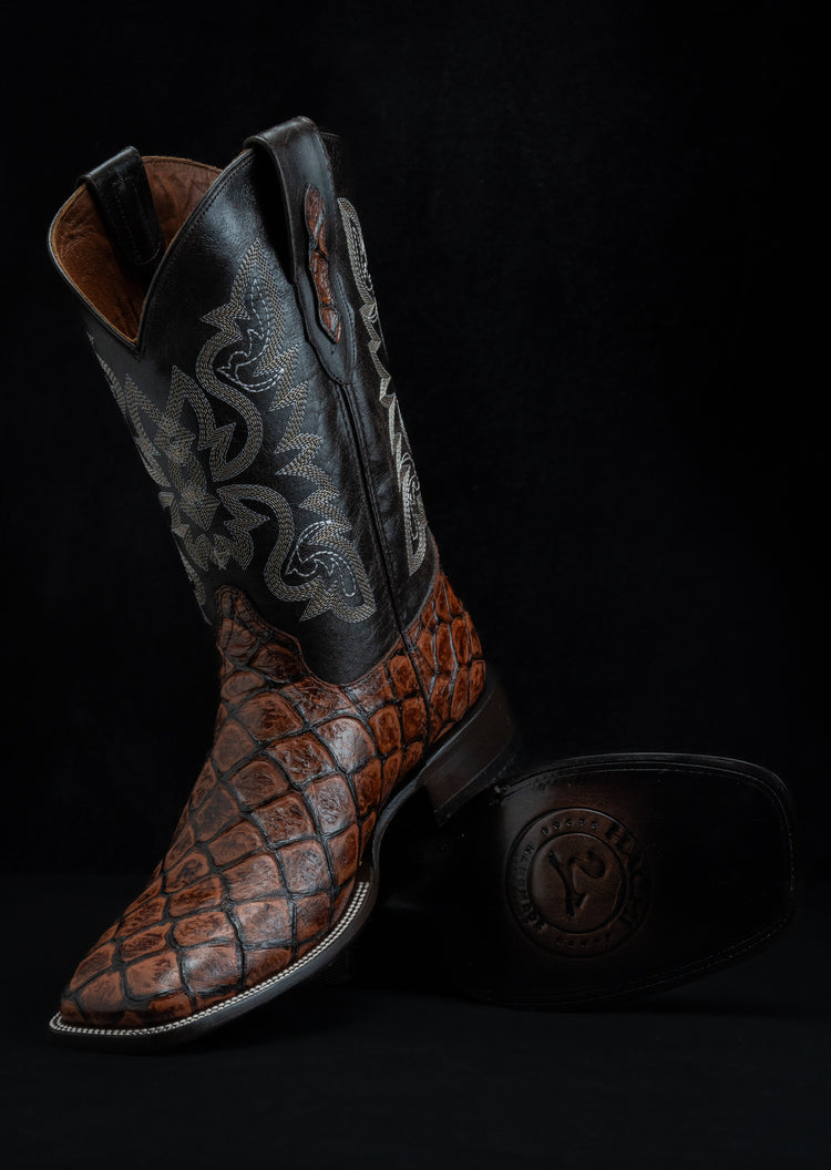 Pirarucu style leather boot for men color shedron.