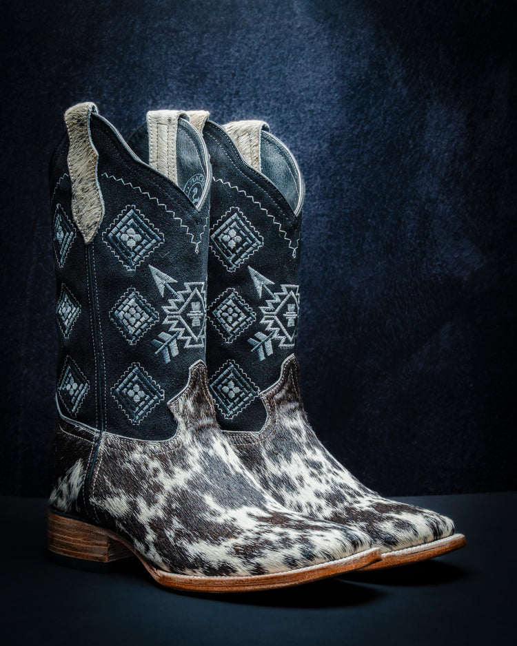 Original leather boot for men made from black and white hair-on-hide.