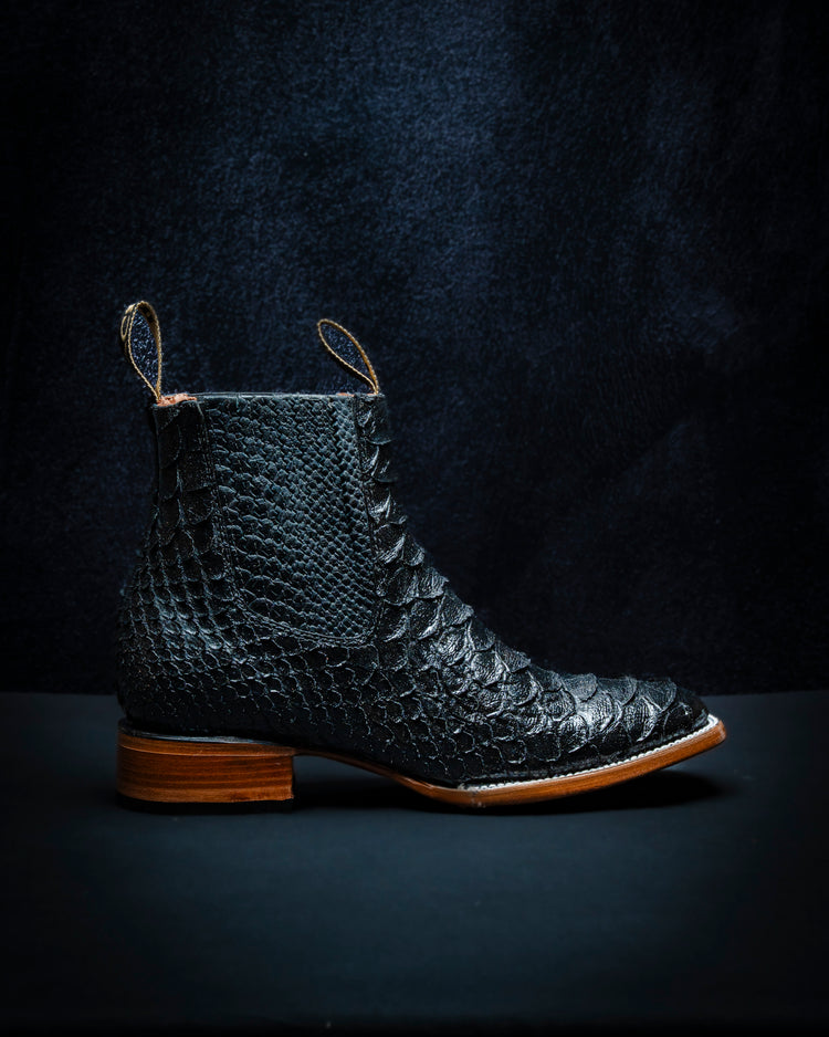 Plastisol leather ankle boot for men, Python Plus style Color: Black