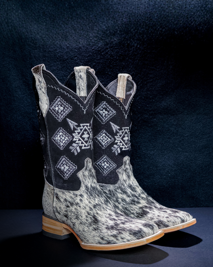 Original leather boot for men made from black and white hair-on-hide, square toe